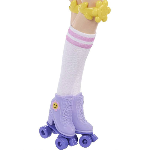 Mattel Dream Besties Barbie Renee Roller Skating Fashion Doll With 12 Video & Food Themed Accessories - Image 5