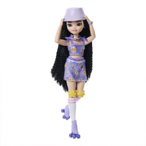 Mattel Dream Besties Barbie Renee Roller Skating Fashion Doll With 12 Video & Food Themed Accessories