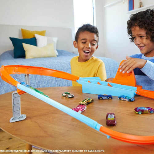 Mattel Hot Wheels Rapid Raceway Champion Action Speed Boost Oval Track - Image 6