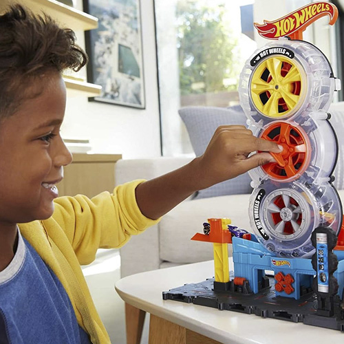 Mattel Hot Wheels City Super Twist Tire Shop Playset, Gift For Kids 4 To 8 Years Old - Image 5