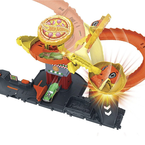 Mattel Hot Wheels City Pizza Slam Cobra Attack Playset With 1:64 Scale Toy Car - Image 3