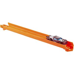 Hot Wheels Track Creator Car & Track Pack With 1:64 Scale Toy Vehicle, 10 Feet Of Speed Snap Track