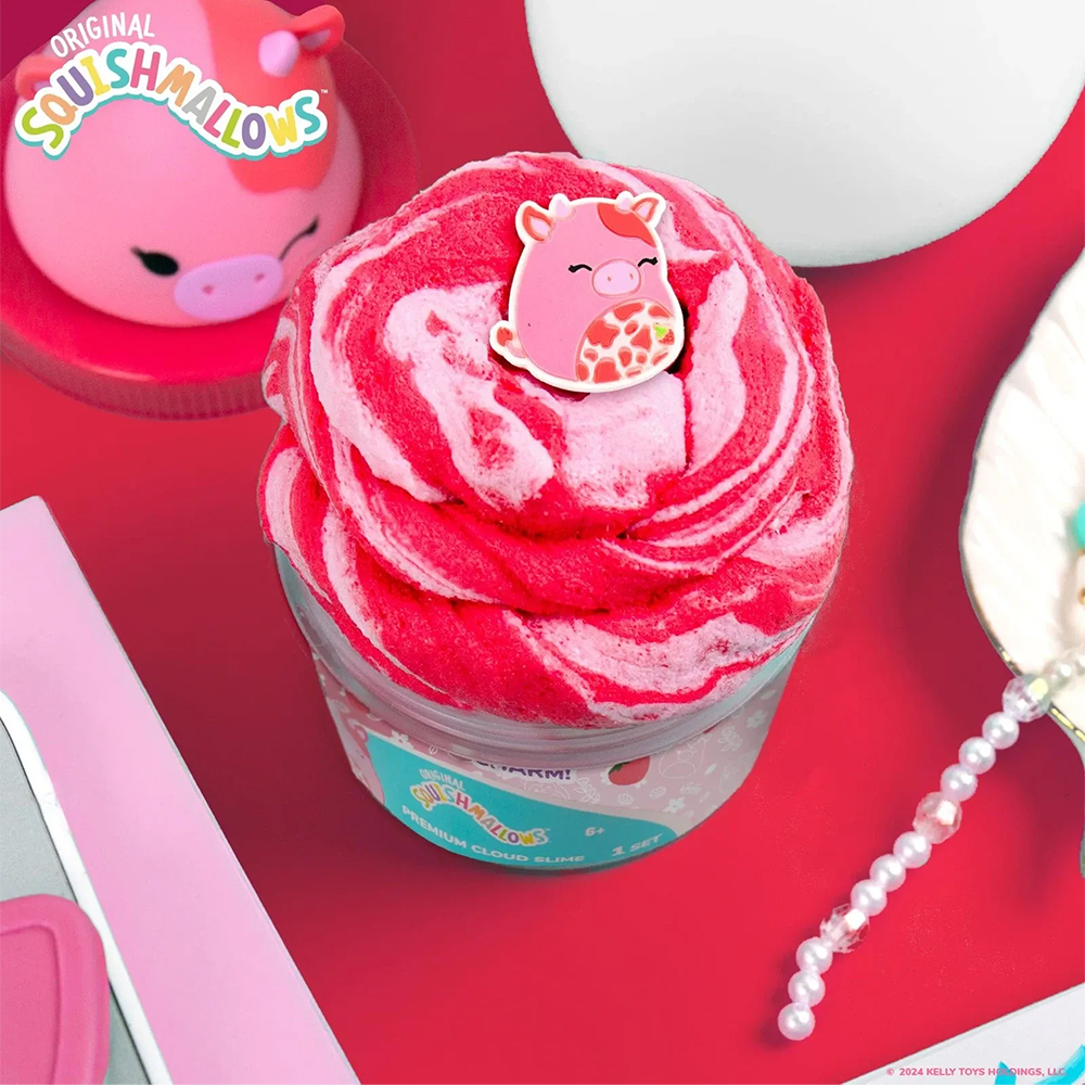 Jazwares Squishmallows Calynda The Strawberry Cloud Slime - Image 4