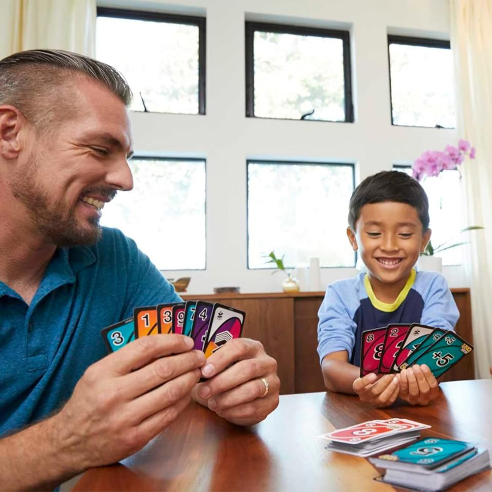 Mattel UNO Flip! Card Game With Double-Sided Deck For Families & Game Nights - Image 4