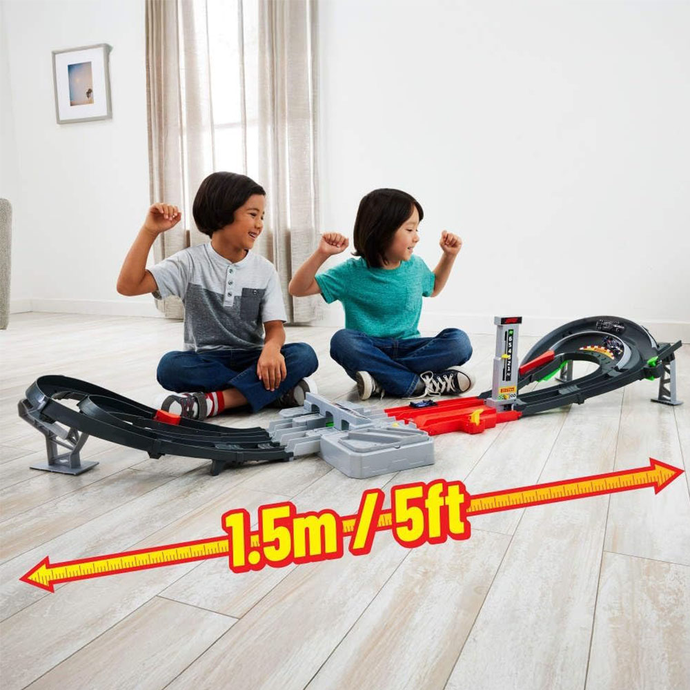 Mattel Hot Wheels Race Formula 1 Grand Prix Circuit Track Set With 3 1:64 Scale Die-Cast Toy Cars - Image 6