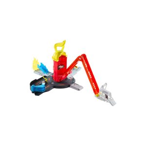Mattel Hot Wheels City Super Fire Station Rescue Playset & 1:64 Scale Toy Car, Track Extends 16”