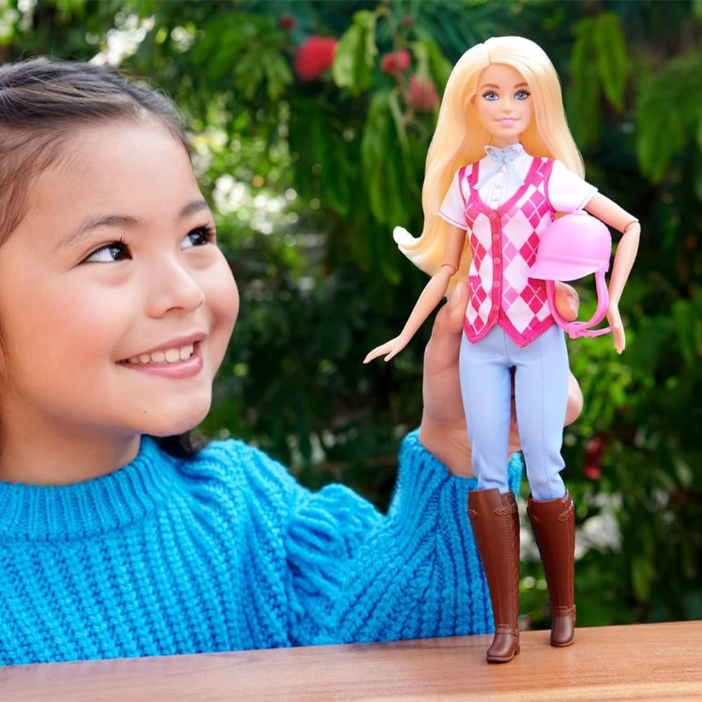 Mattel Barbie Mysteries: The Great Horse Chase Barbie (Malibu) Doll With Riding Clothes & Accessories - Image 6