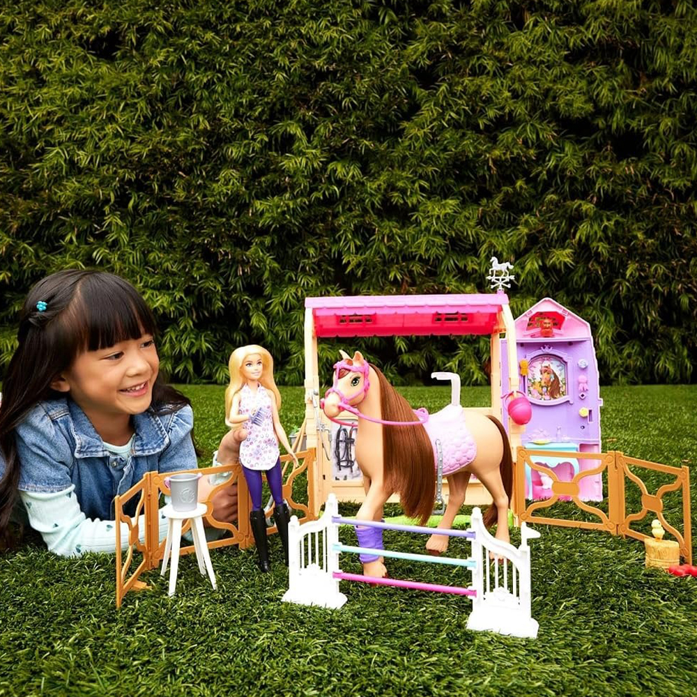 Mattel Barbie Mysteries: The Great Horse Chase Stable Playset With Doll, Toy Horse & Accessories, 25+ Pieces - Image 7