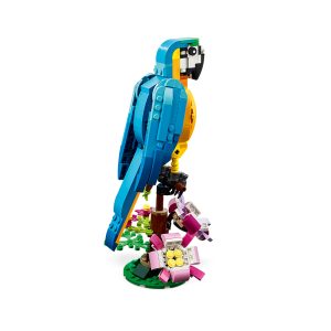 Lego - Creator: Exotic Parrot 31136