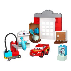 Lego - Duplo Cartoon Animation: Disney Pixar - Cars - McQueen''s Visit to Doc''s Garage 10456