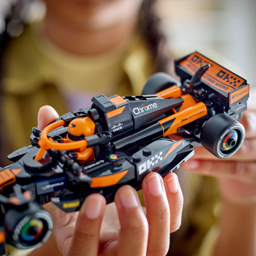 Lego - Speed Champions: McLaren F1® Team MCL38 Race 77251 - Image 8