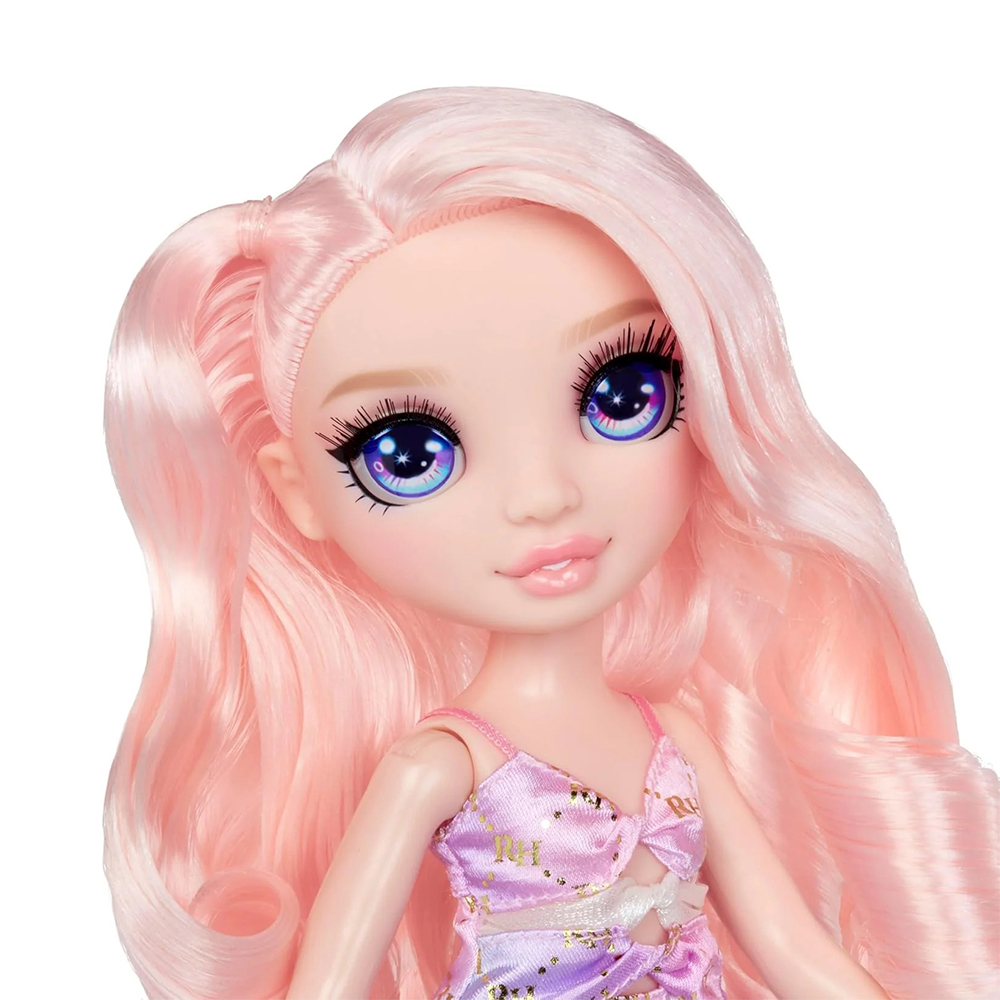 Rainbow High - My Fashion
Bella - Image 5